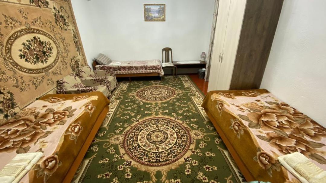 Guest House Lola Kochkor Kültér fotó